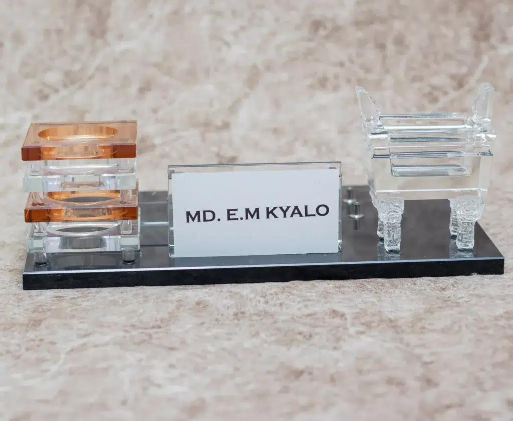 desk organization supplies