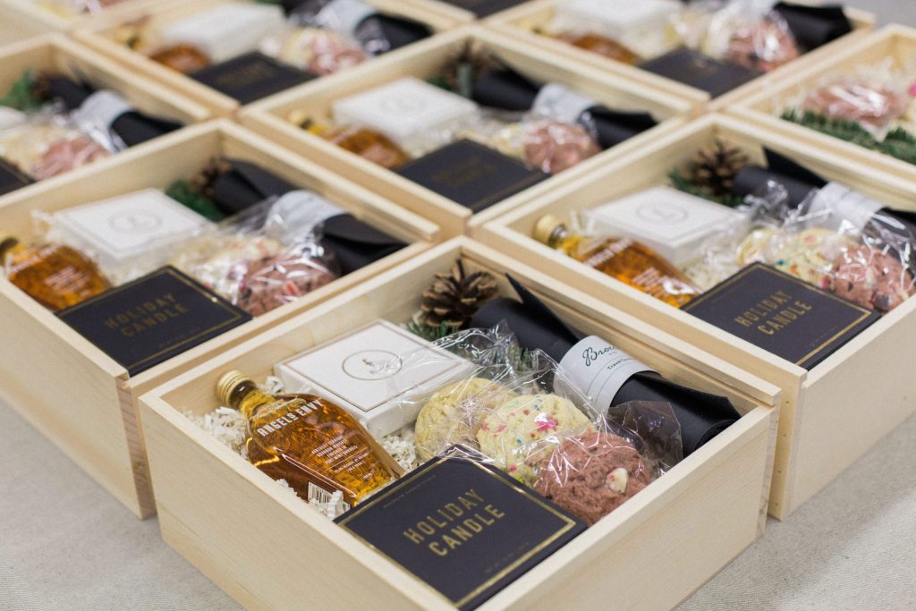 Corporate Gifts in Dubai