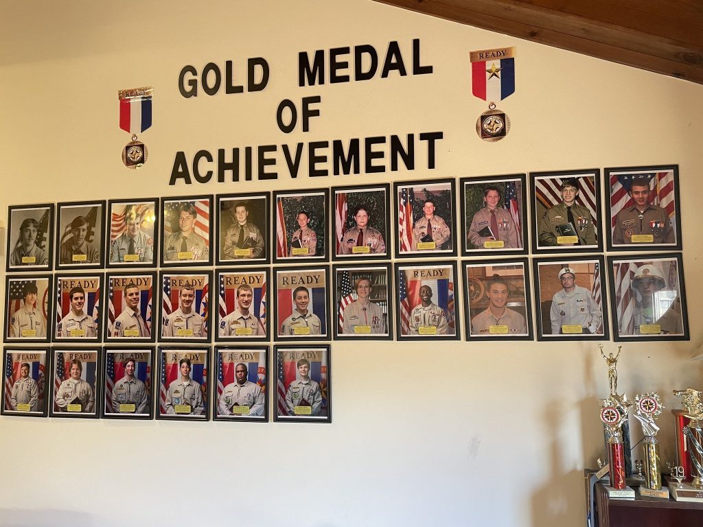 gold medal of achievement